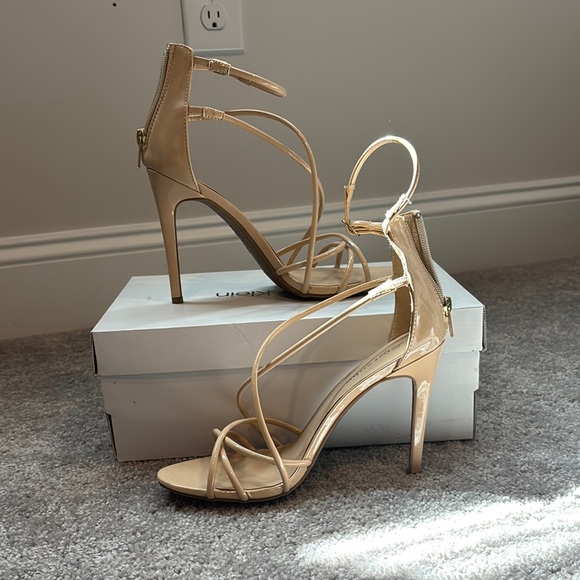 Zigisoho - Picture 1 of 3